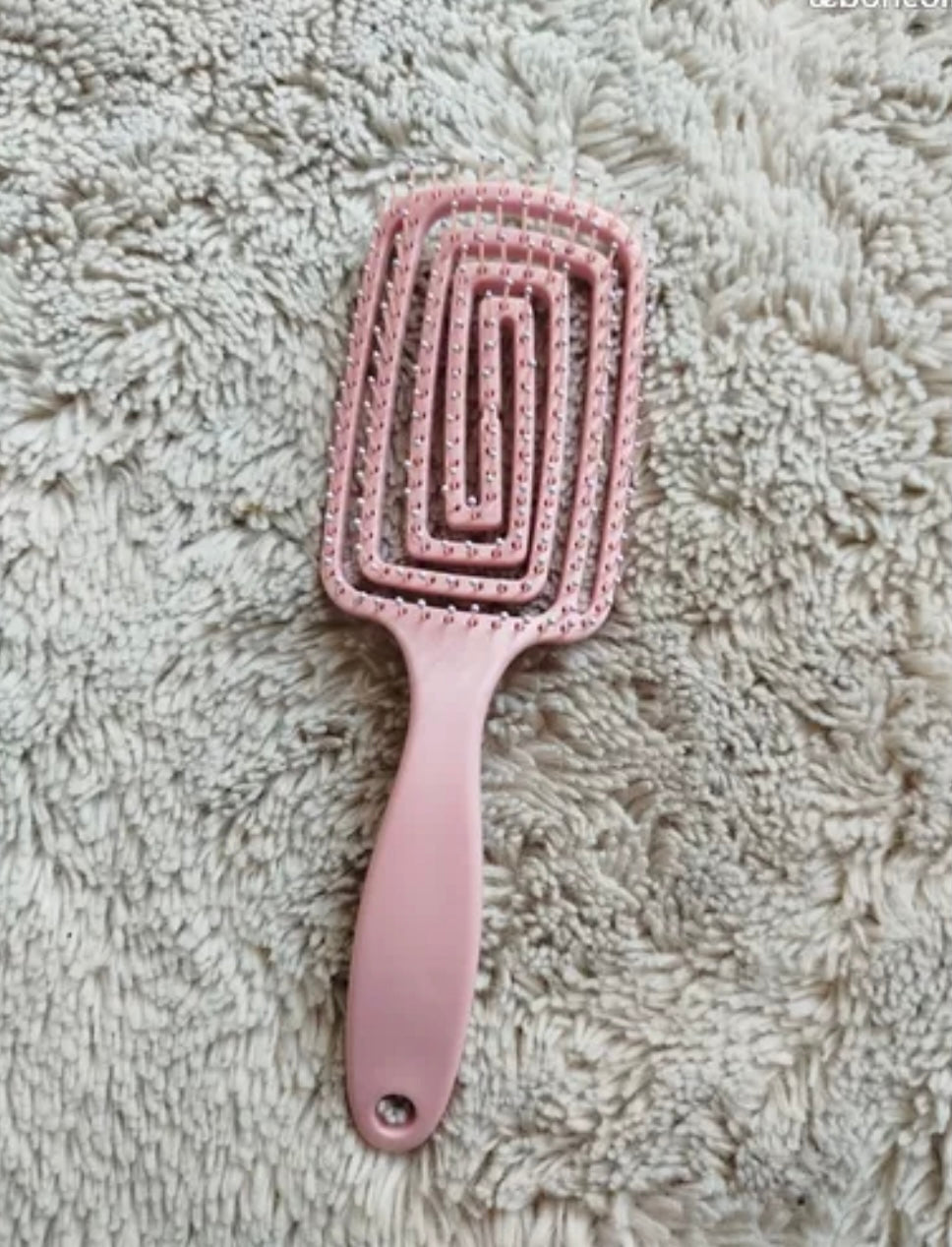 brosse femme en bon etat